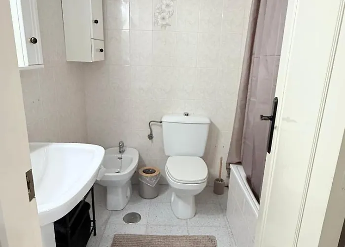 아파트 Sunny With Pool &