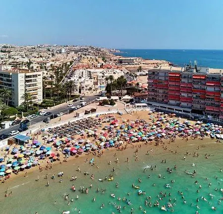 Sunny With Pool & Apartament
